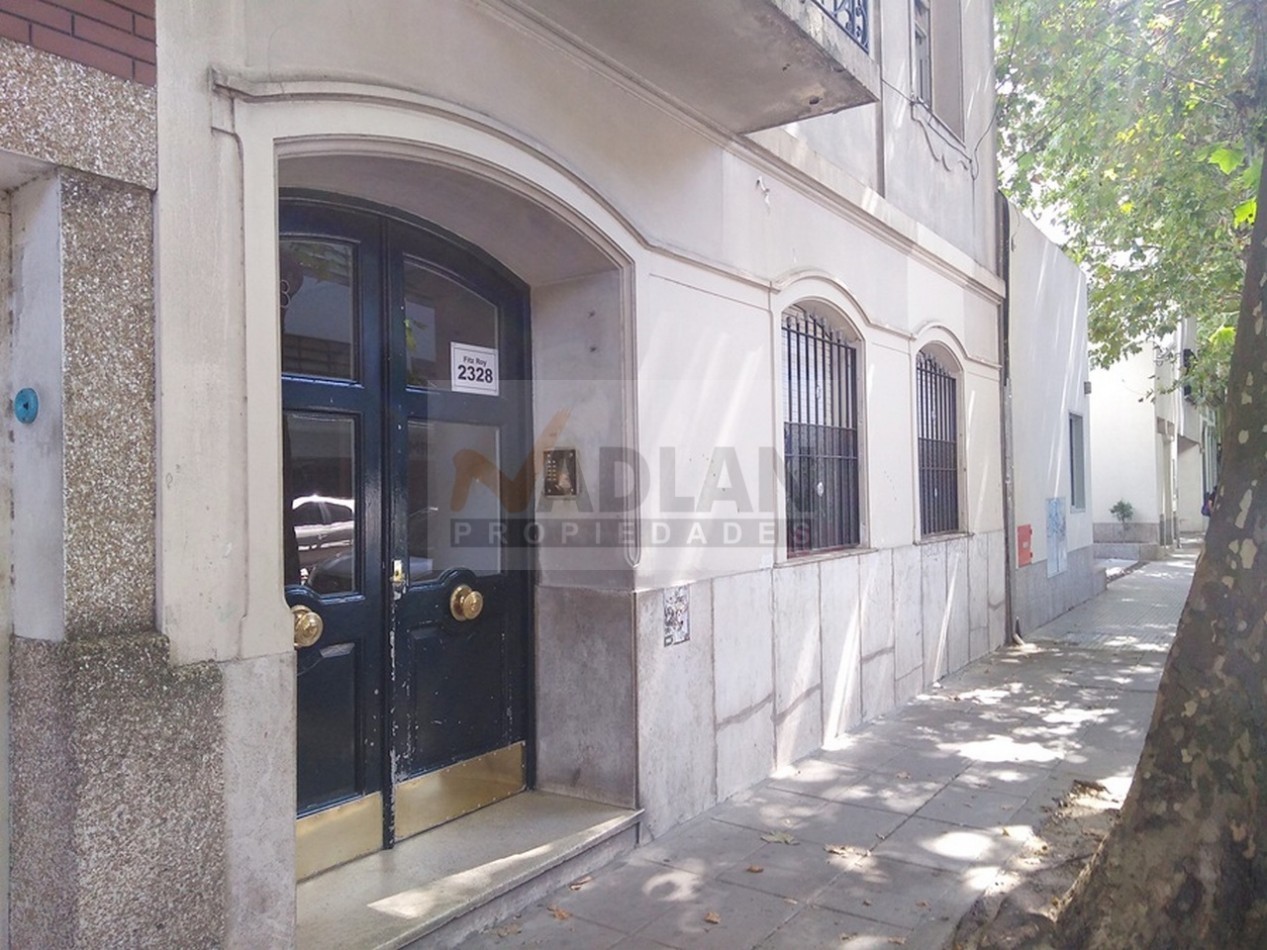 Palermo Hollywood Venta tipo PH 2 ambientes todo al frente 50 m2 balcon cocina separada lavadero