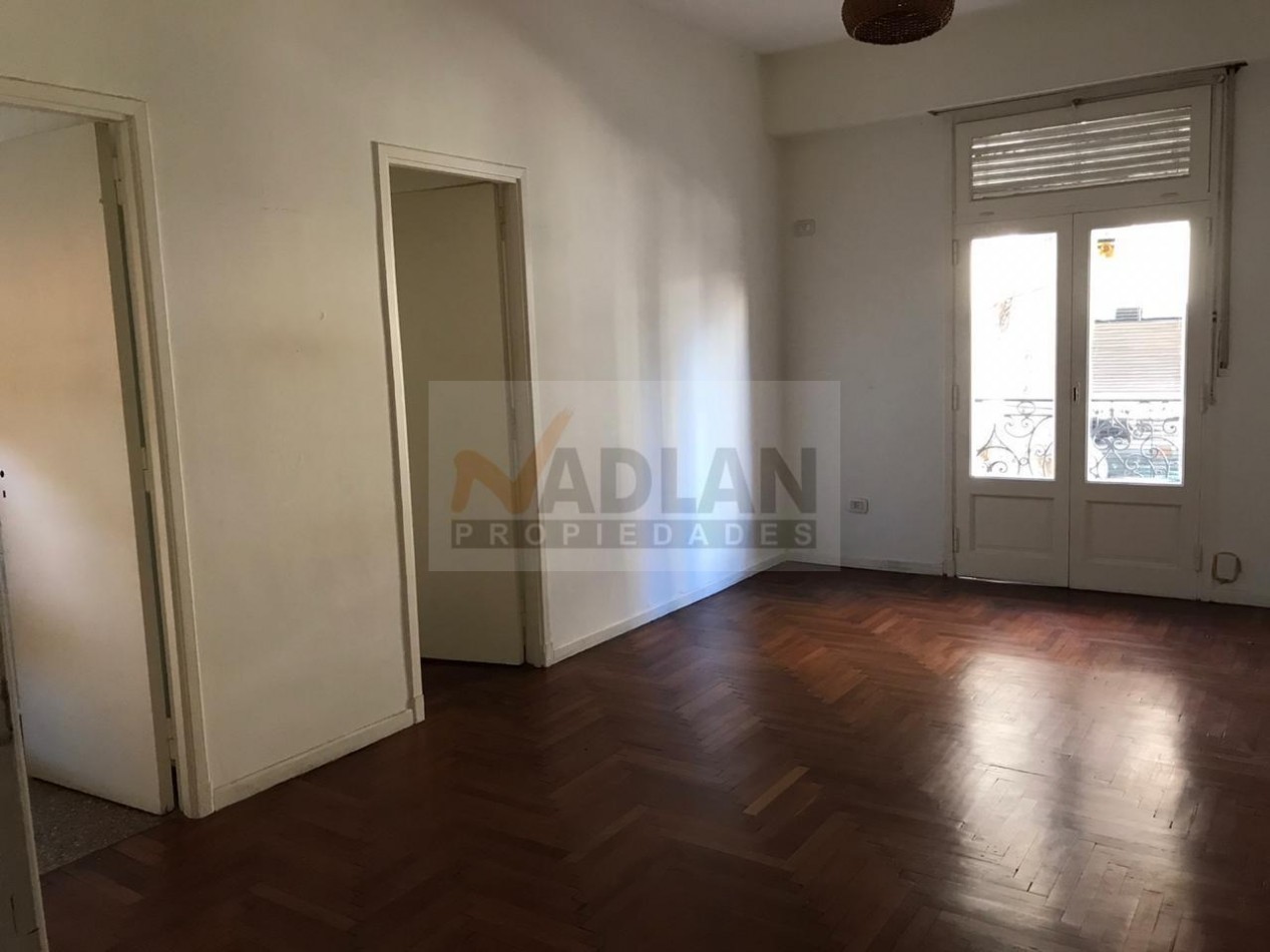 Palermo Hollywood Venta tipo PH 2 ambientes todo al frente 50 m2 balcon cocina separada lavadero