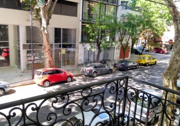 Palermo Hollywood Venta PH 2 ambientes al frente 45 m2  balcon CON RENTA bajas expensas