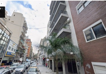 Barrio Norte Venta 2 ambientes al frente apto credito, piso nueve con balcon, baulera y amenities. Ideal inversion y renta temporaria.